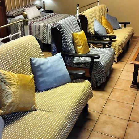 Anri Guesthouse Bloemfontein Buitenkant foto