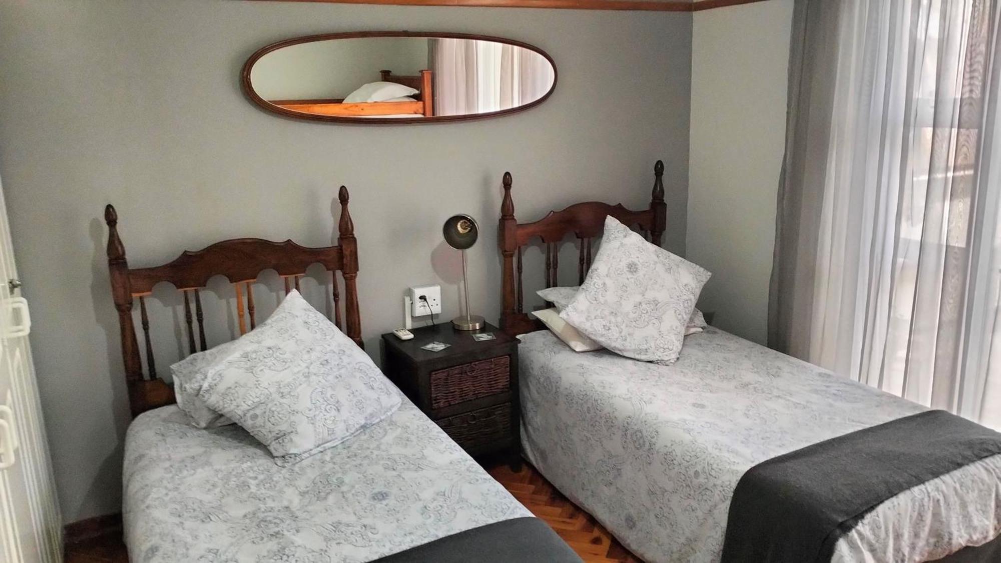Anri Guesthouse Bloemfontein Buitenkant foto