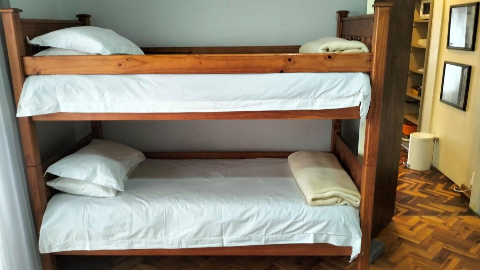 Anri Guesthouse Bloemfontein Buitenkant foto