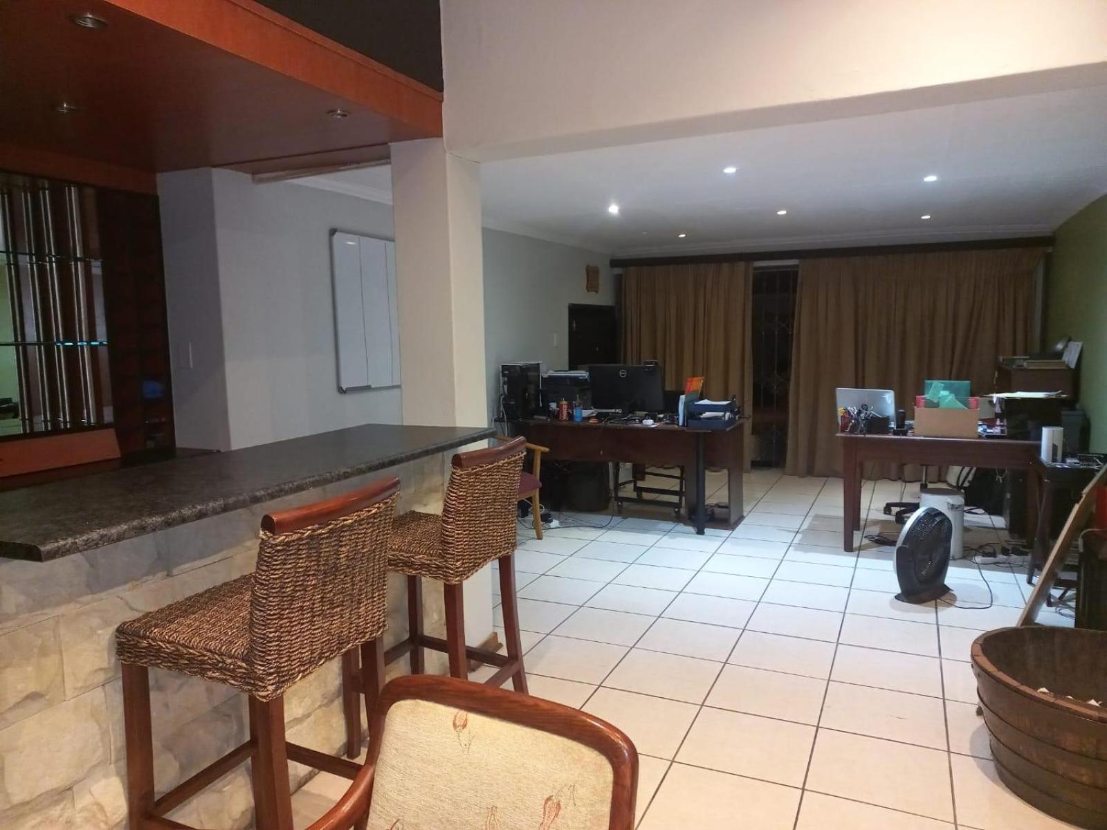 Anri Guesthouse Bloemfontein Buitenkant foto