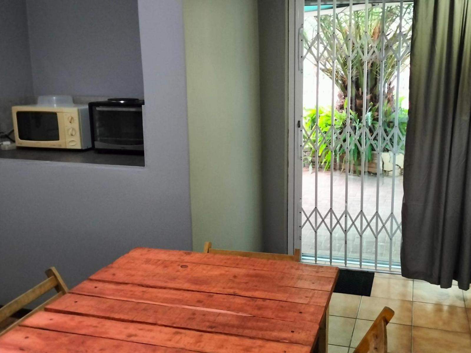 Anri Guesthouse Bloemfontein Buitenkant foto